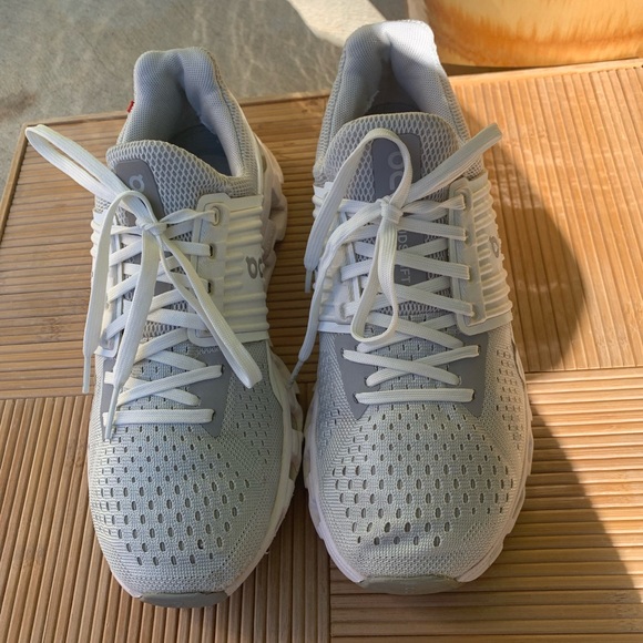 On Running Cloudswift Women's Athletic Shoes - Glacier White - Picture 6 of 16